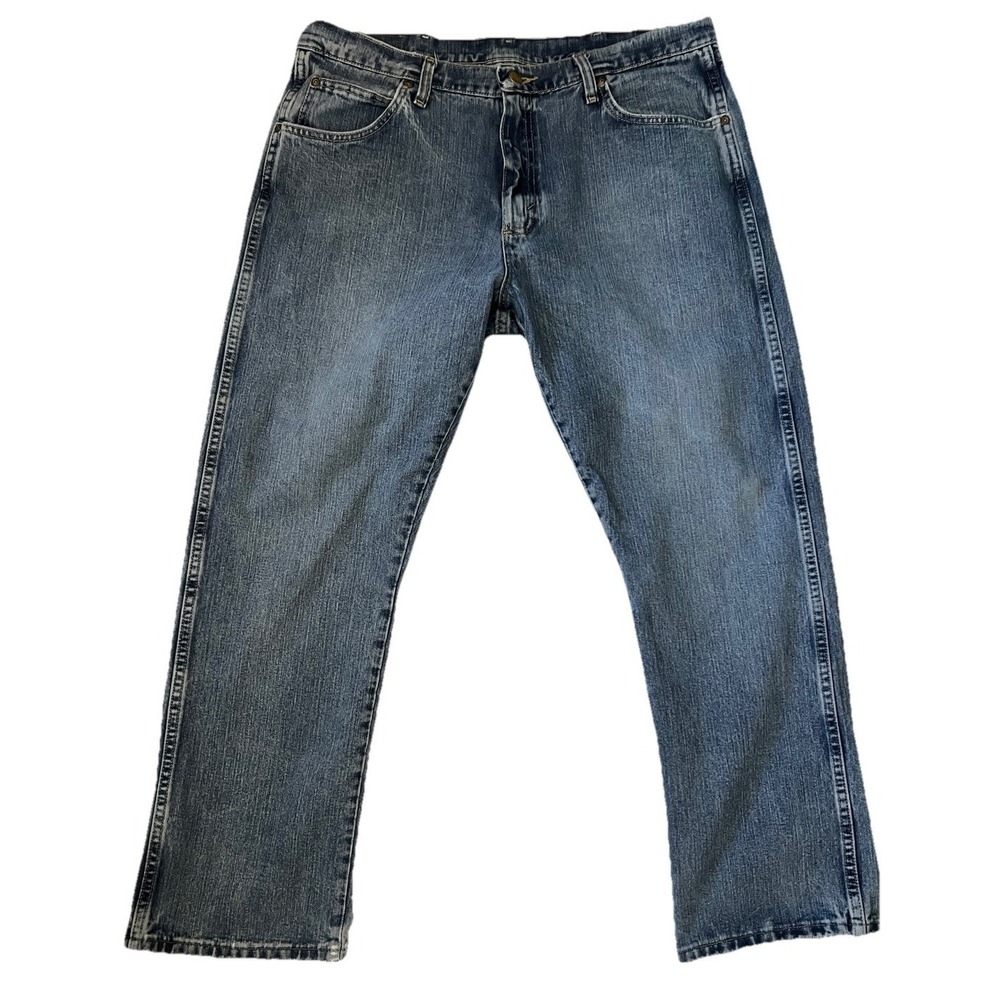 Wrangler Rugged Wear Jeans 36 x 30 Straight Blue Denim Pants Men Clothing